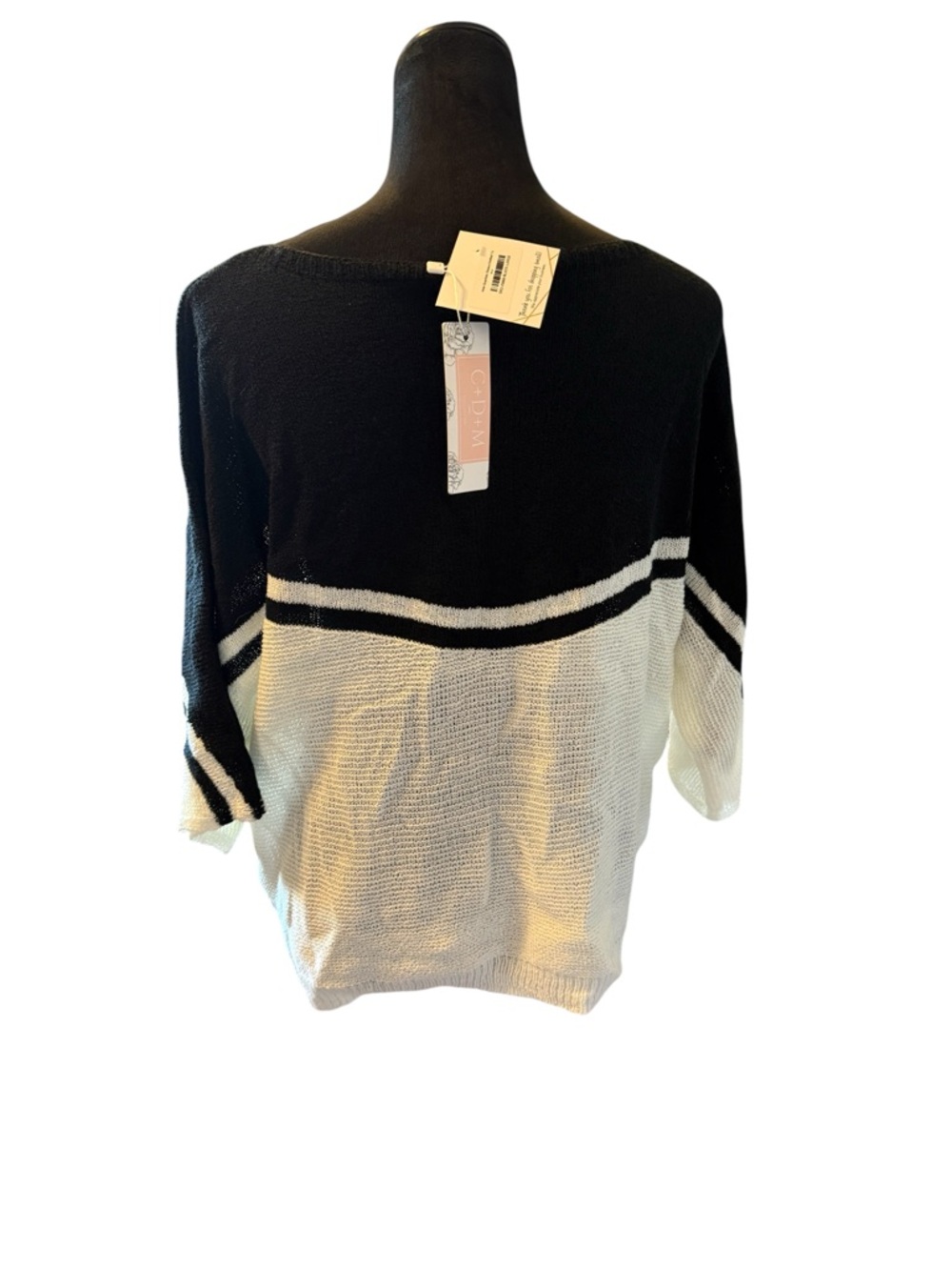 🫶🏻 Cam & Mac Black and White Striped Knit Pullover - Picture 2 of 5